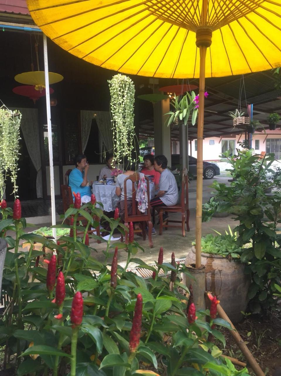 Baan Sithepaban Guesthouse Phitsanulok Ngoại thất bức ảnh