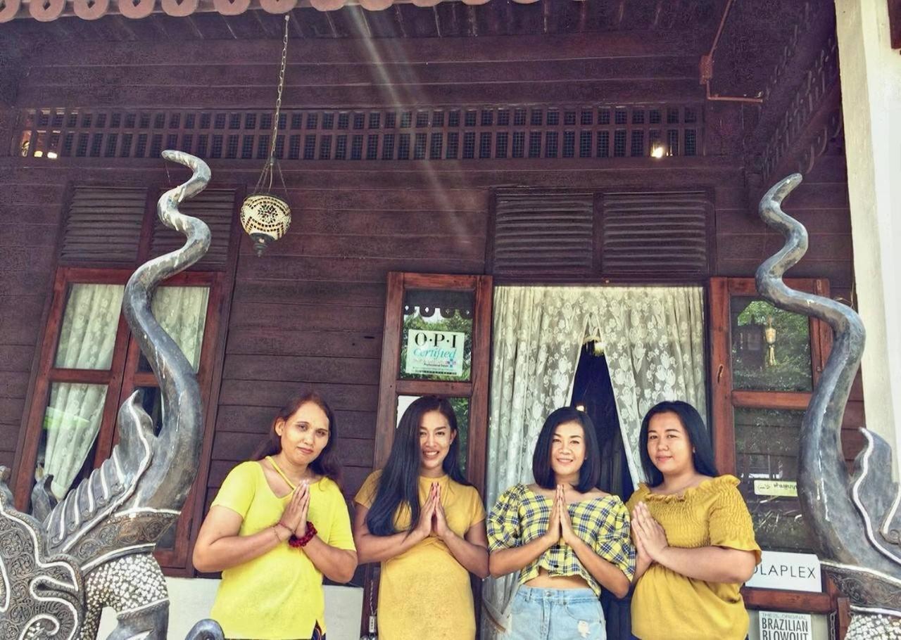 Baan Sithepaban Guesthouse Phitsanulok Ngoại thất bức ảnh