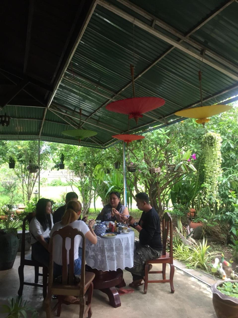 Baan Sithepaban Guesthouse Phitsanulok Ngoại thất bức ảnh