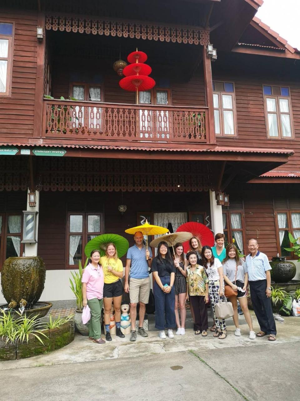 Baan Sithepaban Guesthouse Phitsanulok Ngoại thất bức ảnh
